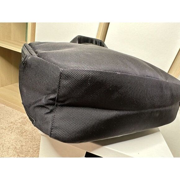 Aer commuter bag. Black. customized(Gatorade). - Picture 7 of 10